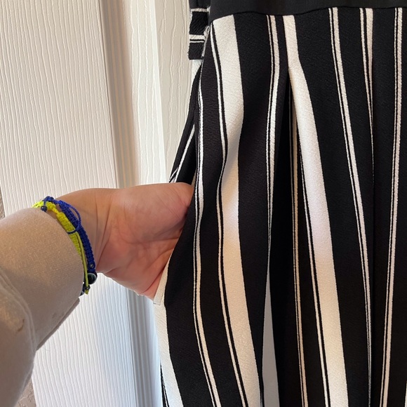 Black and white stripped dress from Amazon size Large please read description - Picture 3 of 9